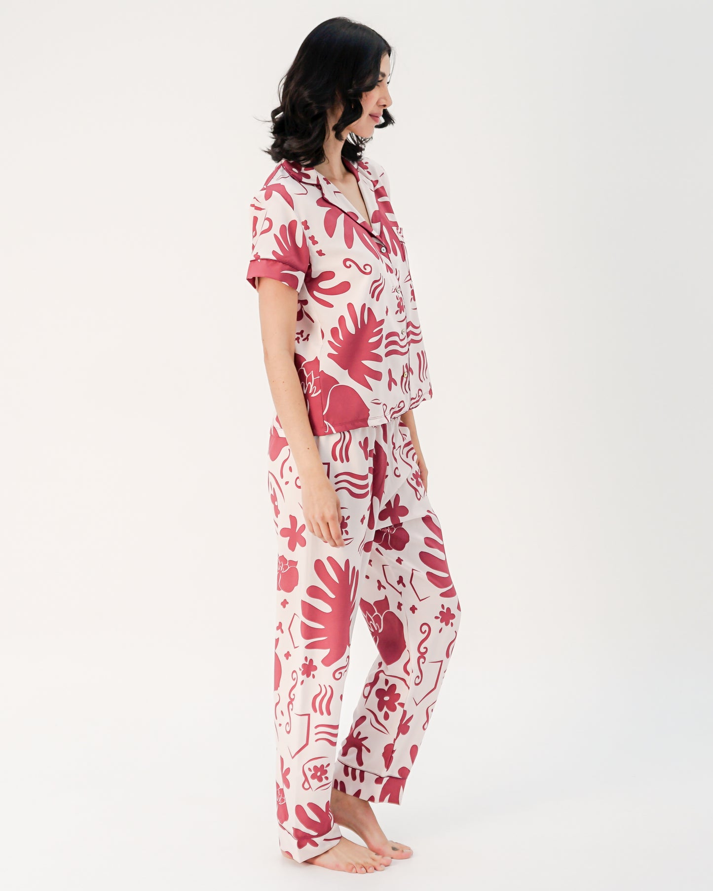 Nuevo: Pijama para mujer Marielita: Pantalón y Blusa Manga Corta. Seda Fria.