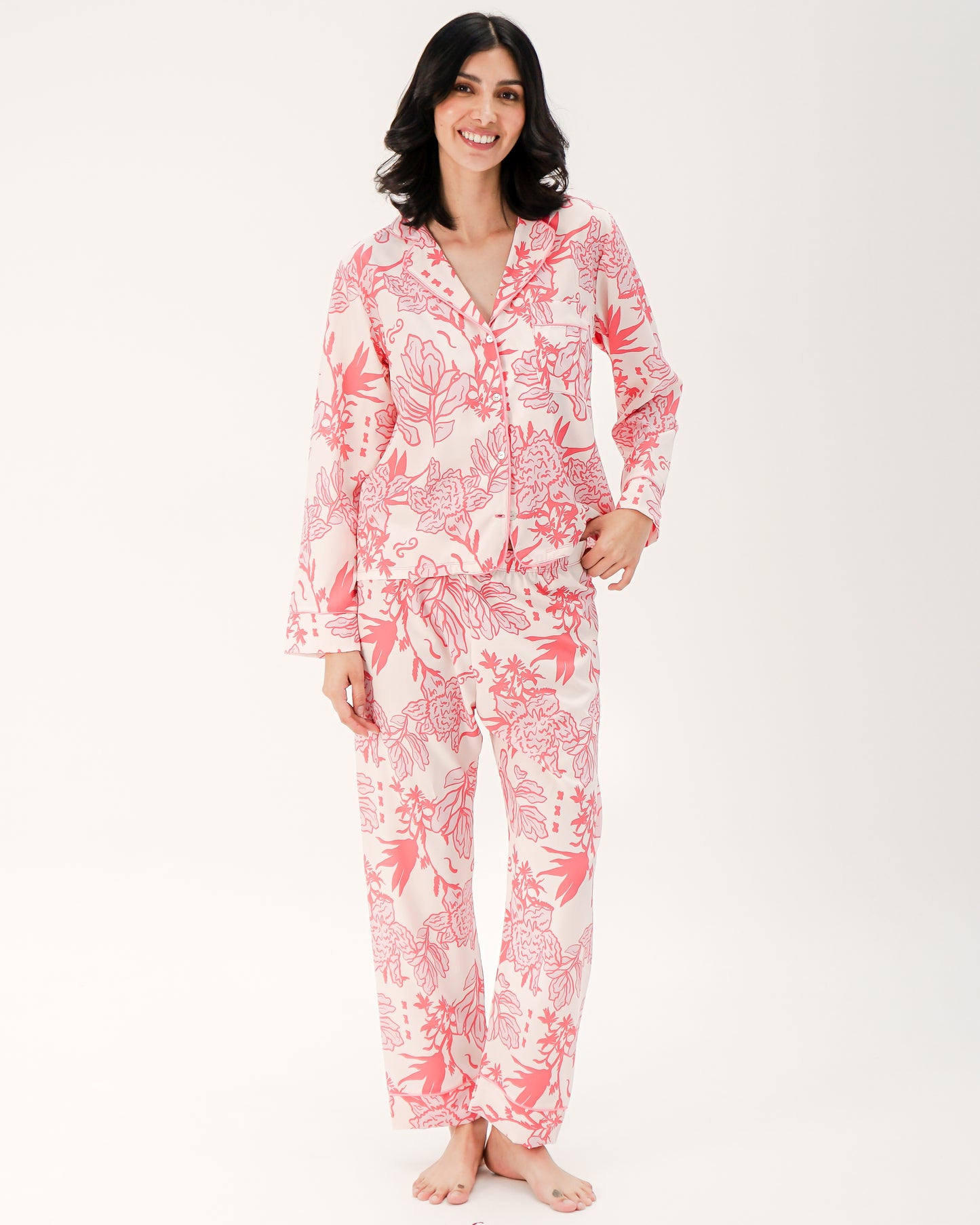 Nuevo: Pijama para mujer Emiliana: Pantalón y Blusa Larga. Seda Fria