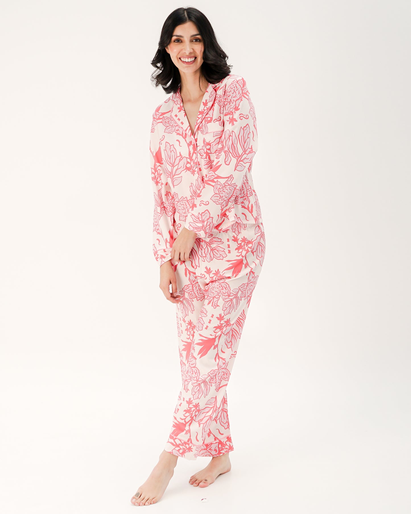 Nuevo: Pijama para mujer Emiliana: Pantalón y Blusa Larga. Seda Fria