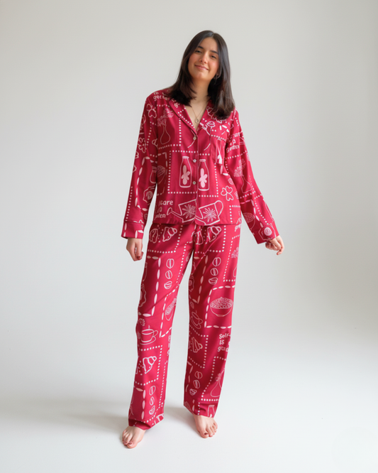 Nueva colección: Pijama para mujer New Garden. Pijama vinotinto con blusa manga larga y pantalón. Seda fría